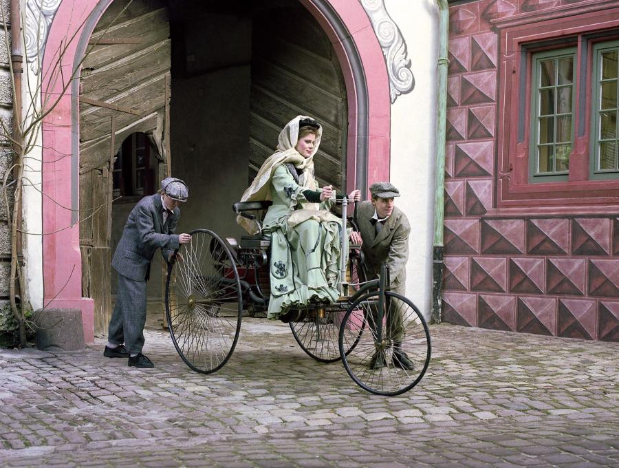  Benz Patent Motorwagen Typ I 1885 года  (фото 3 из 25)